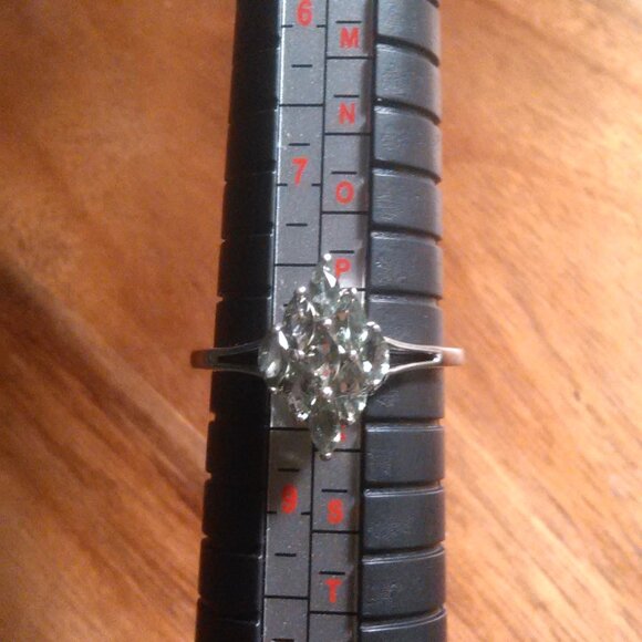 Malagasy Pine Apatite Sterling Silver Cluster Ring (Size 8) - Picture 4 of 13